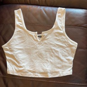 Tank top crop